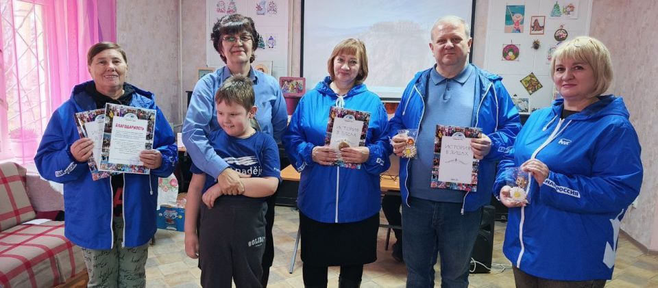 3 декабря 2025 года, в связи с Международным днём инвалидов, депутат Донецкого городского Совета ДНР Михаил Рыбаков совместно с управляющим делами Управы Людмилой Аринович и активистами партии Единая Россия посетили Донецкое...