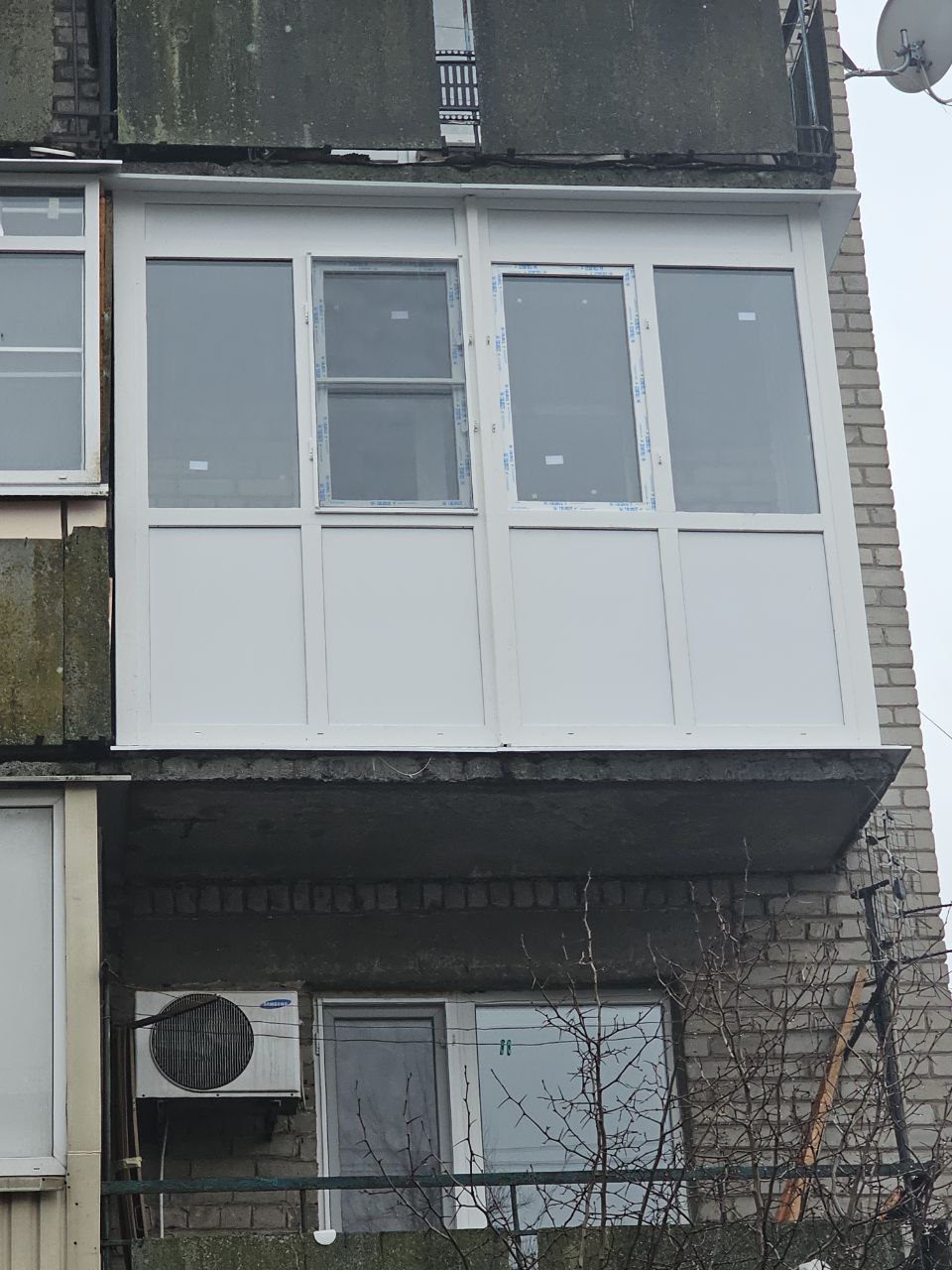 Пластиковые окна. Балконы и лоджии