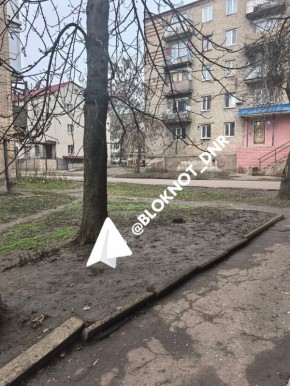 #нампишут. Уже две недели нет воды в Донецке на проспекте Семашко, 19 и ближайших домах «Если раньше она была хотя бы во врезках, то теперь сухие и они», – сообщают читатели