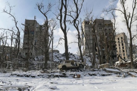 Жители освобожденной Авдеевки возвращаются из Европы