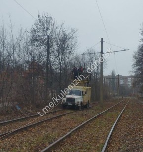 Специалисты предприятия «Донэлектроавтотранс» продолжают работы по восстановлению инфраструктуры трамвайного маршрута №16