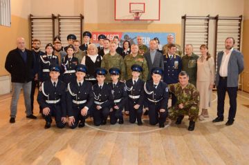 В Донецке состоялась торжественная присяга кадетов