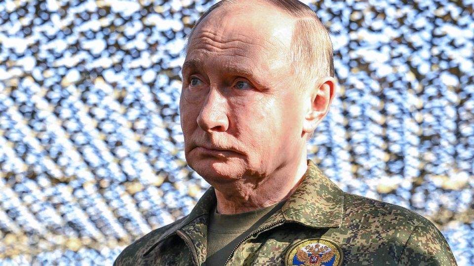 Путин провел в Кремле совещание по обстановке в зоне СВО