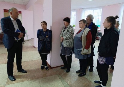 Наталья Бегуненко: По поручению Главы ДНР Дениса Пушилина в Петровском районе продолжаются встречи с населением