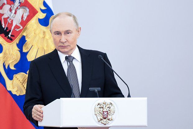 Песков: Путин получил доклады о полном переходе Северска под контроль России