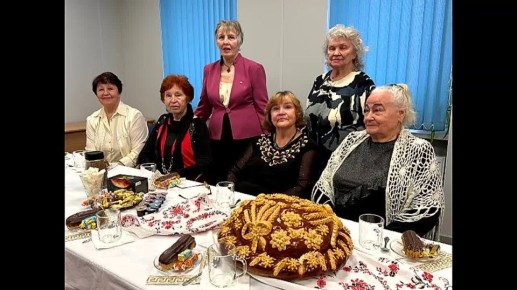 Точка притяжения для общения граждан старшего поколения начала работу в Жовтневом районе Мариуполя