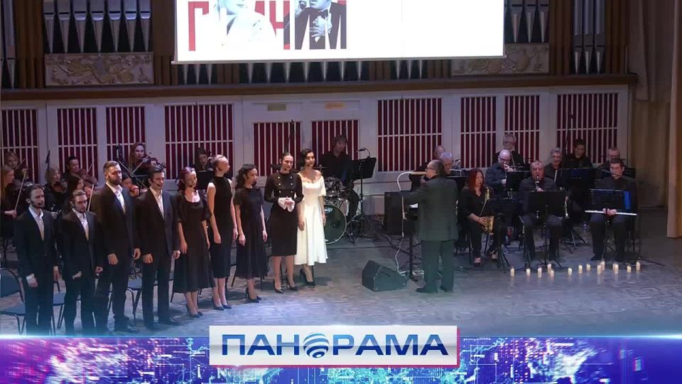 Фронтовые истории на сцене Донецка: труппа из Новосибирска выступила перед донецким зрителем