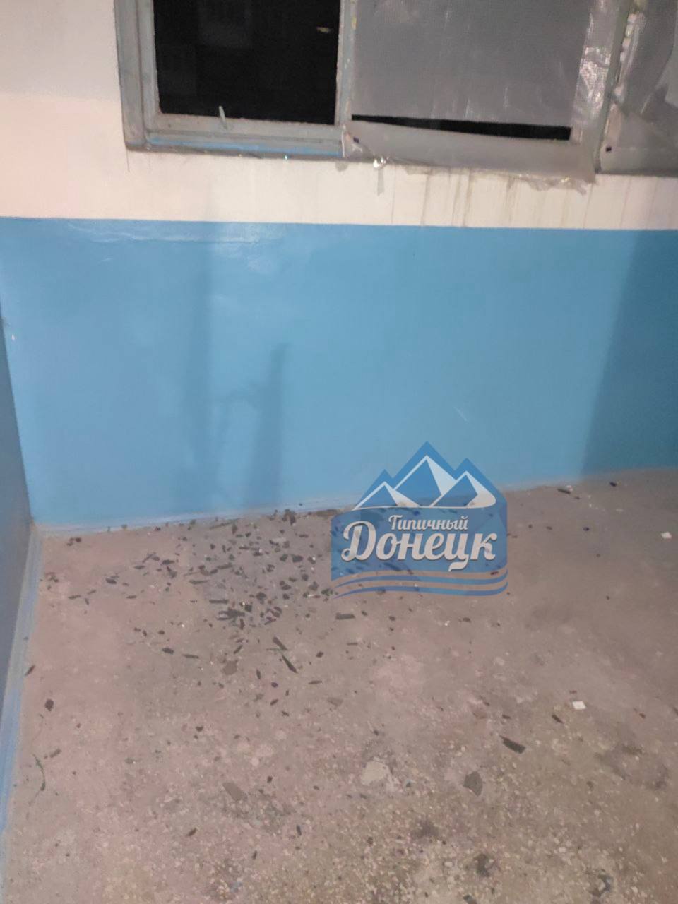 В Киевском районе Донецка противник обстрелял дом, повреждены стёкла