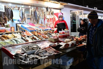 Лососевые уступили первенство: эксперты назвали самую популярную рыбу у россиян