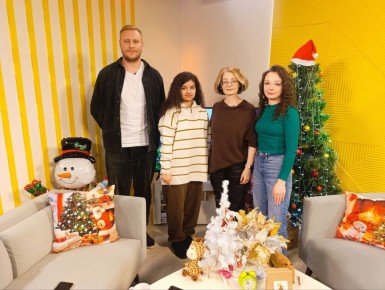 #НашиГости. Сегодня в нашей студии были: Левадная Арина Романовна – победительница образовательного проекта в области культуры, искусства и креативных индустрий "Живописцы