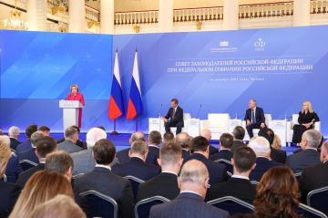 Константин Кузьмин: Принял участие в заседании Совета законодателей Российской Федерации, которое провели Председатель Совета Федерации Валентина Матвиенко и Председатель Государственной Думы Вячеслав Володин