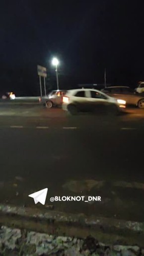 Авария произошла на Чайкинском кольце в Макеевке