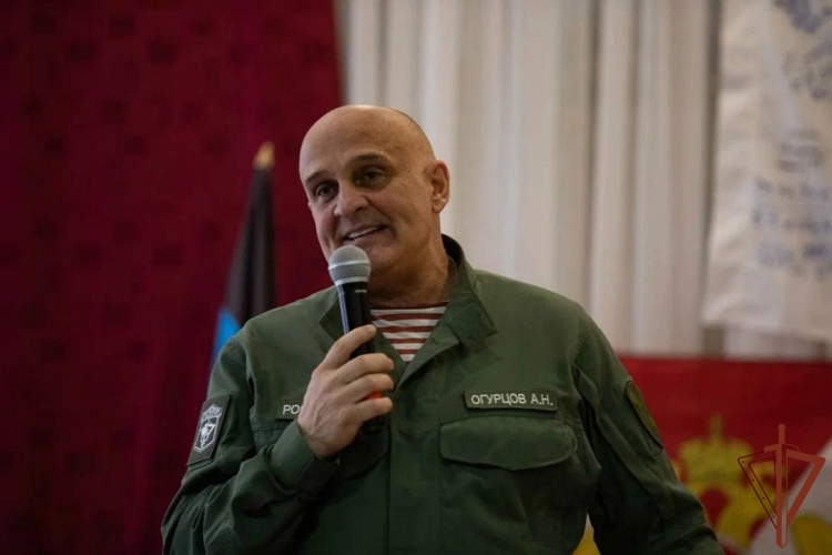 При поддержке Росгвардии артисты агитбригады «ZVёздный десант» провели концерты в ДНР