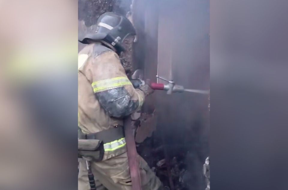 Пожар в Донецке унес жизни двух человек