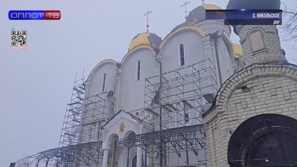 Активисты «Движения Первых» из Докучаевска передали гуманитарную помощь Свято-Успенскому монастырю в селе Никольское