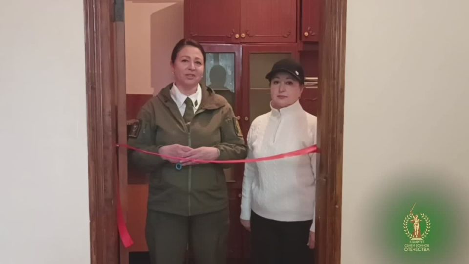 ������� ������ ��������� ���� � �������� �������� ���������� � ������ ����������