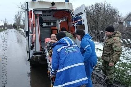 Росгвардейцы в ДНР спасли мужчину, который начал тонуть в ледяной воде