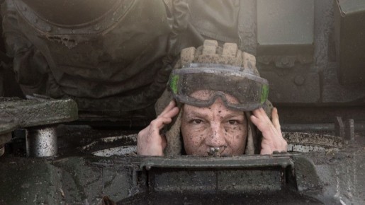 РИА Новости: командиры ВСУ заваривали люки танков с экипажами внутри