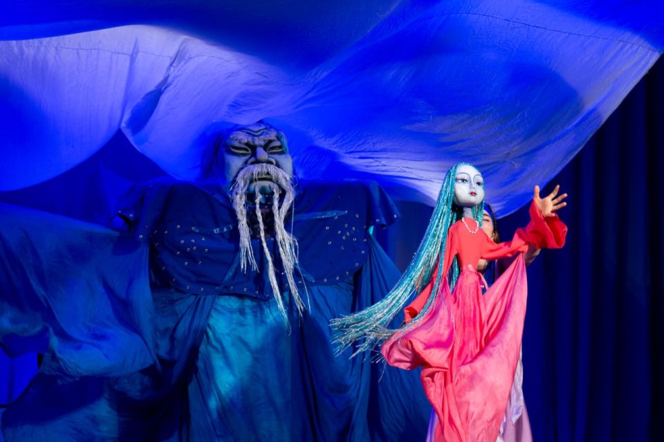 На сцене Донецкой муздрамы ожила бурятская легенда