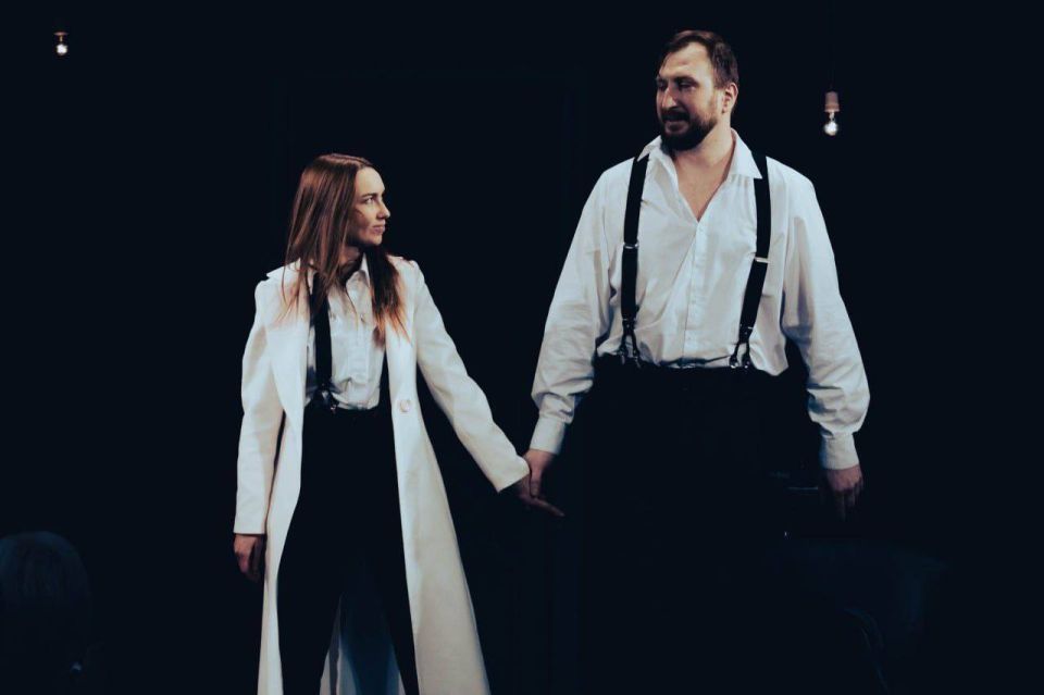 Спектакль о любви, поиске и принятии: На сцене Донецкой муздрамы состоялась первая премьера года