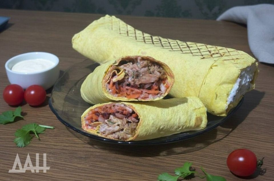 Как это делают в Донецке: шаурма с секретным ингредиентом и что такое эскалоп