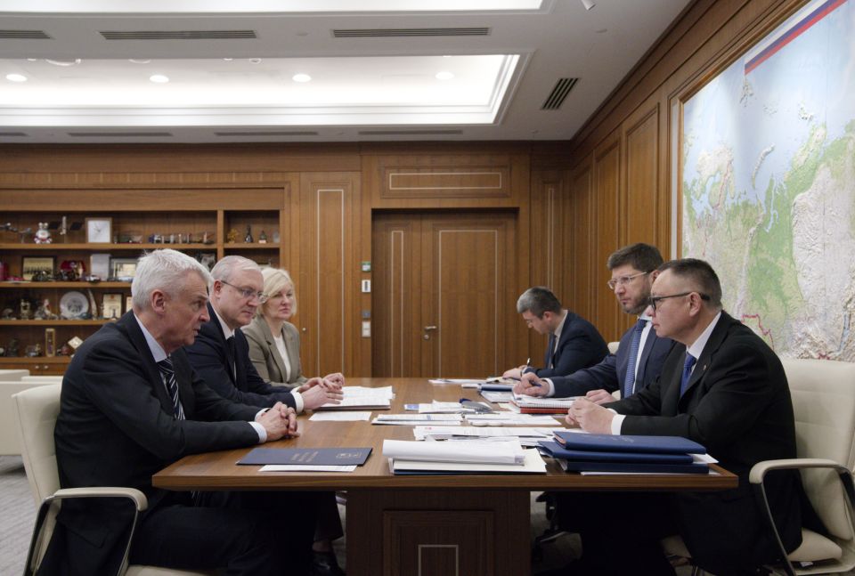 В Минстрое России обсудили вопросы комплексного развития территорий и инфраструктурного строительства в Магаданской области