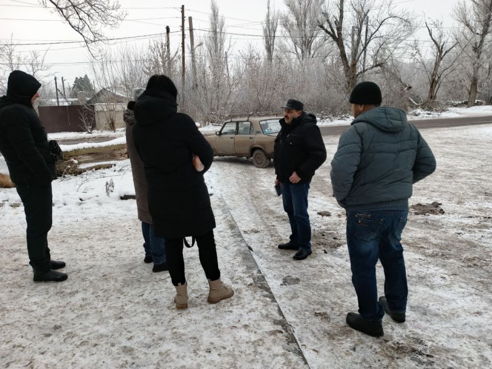 Сегодня, 22 января 2026 года, по поручению Главы Республики Дениса Пушилина, заместитель руководителя Управы Александр Дёмин провел встречу с жителями по адресу: ул. Железнодорожная, 58А