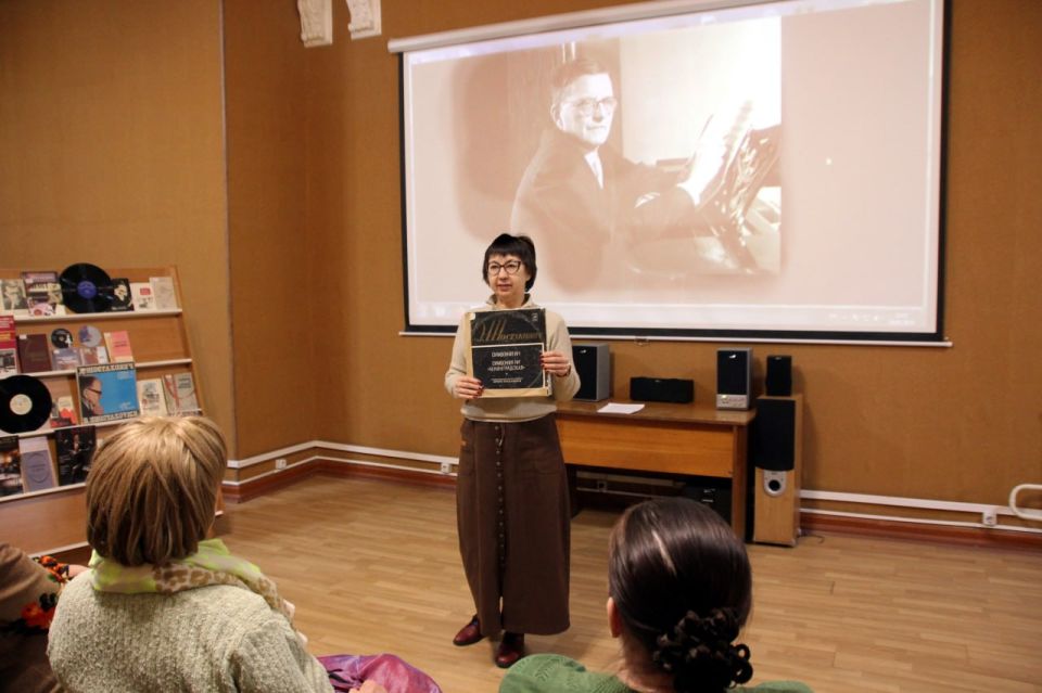 Видеолекторий к годовщине полного освобождения Ленинграда от блокады