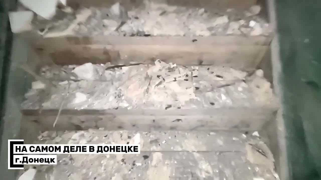 В Донецке есть подъезды от которых реально можно упасть в обморок