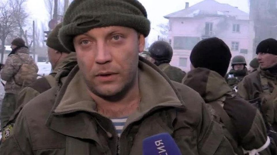 30 января 2015 года, после освобождения Углегорска, Глава Донецкой Народной Республики Александр Владимирович Захарченко заявил об окружении частей украинской армии в районе города Дебальцево и призвал их сложить оружие