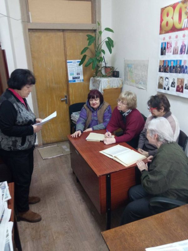 Сегодня 02.02.2026 Ася Книшевицкая председатель Совета ветеранов встретилась с пенсионерами и ветеранами района