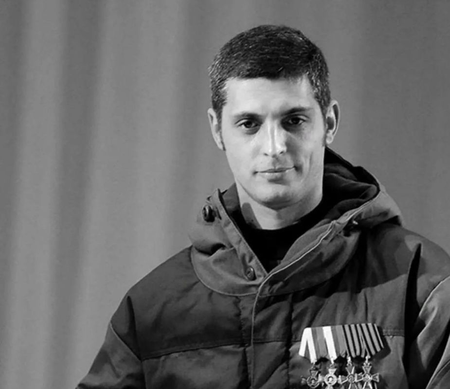 Алексей Журавлев: Сегодня вспоминаем Героя ДНР, легендарного командира батальона «Сомали» Михаила Толстых, погибшего 8 февраля 2017