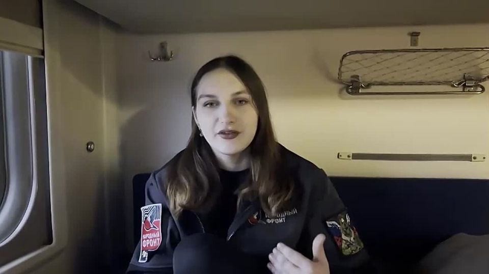 Студенты помогают пострадавшим после обстрелов жителям Донбасса