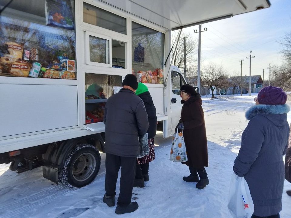 С 7 по 10 февраля 2026 года осуществлена выездная торговля с использованием автомагазинов в населенных пунктах городских округов Донецк, Горловка, Мариуполь, на территории г. Авдеевка, также Волновахского, Володарского...