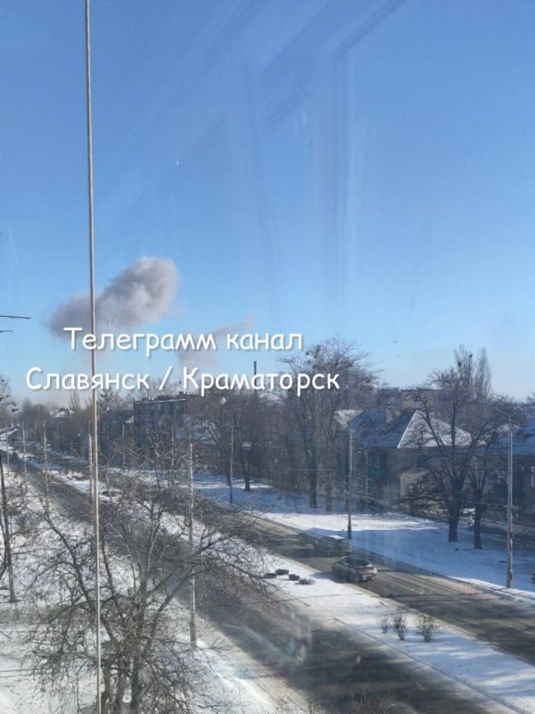 Мощный прилёт в оккупированном ВСУ Славянске сейчас