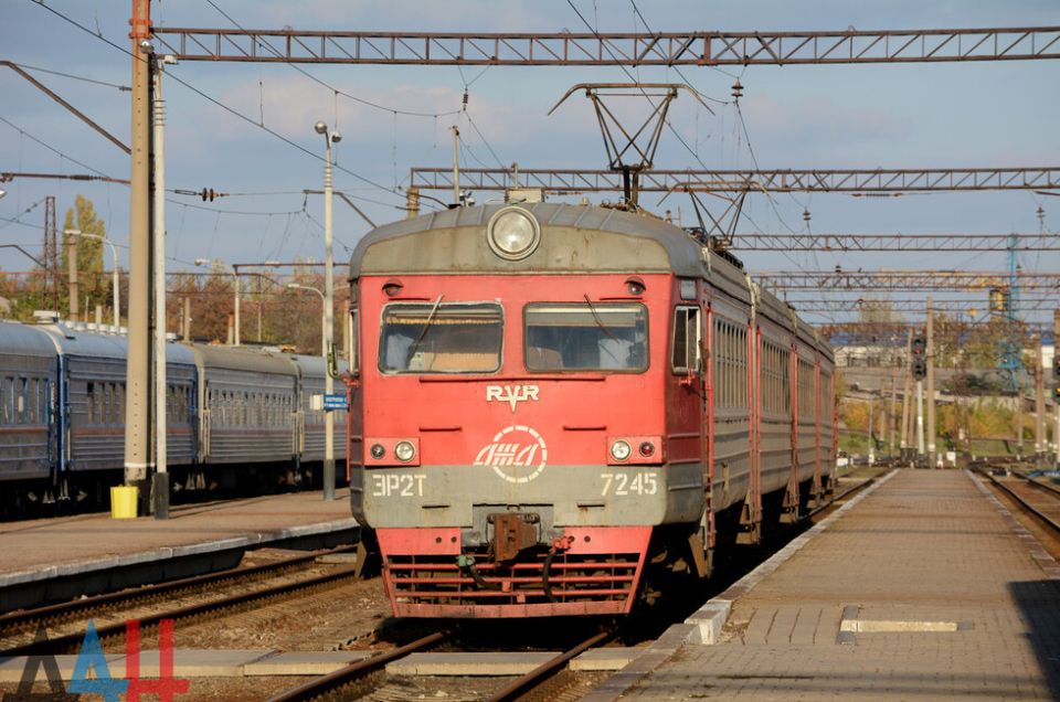 Дорога к морю: сколько будет ехать электричка из Донецка в Мариуполь