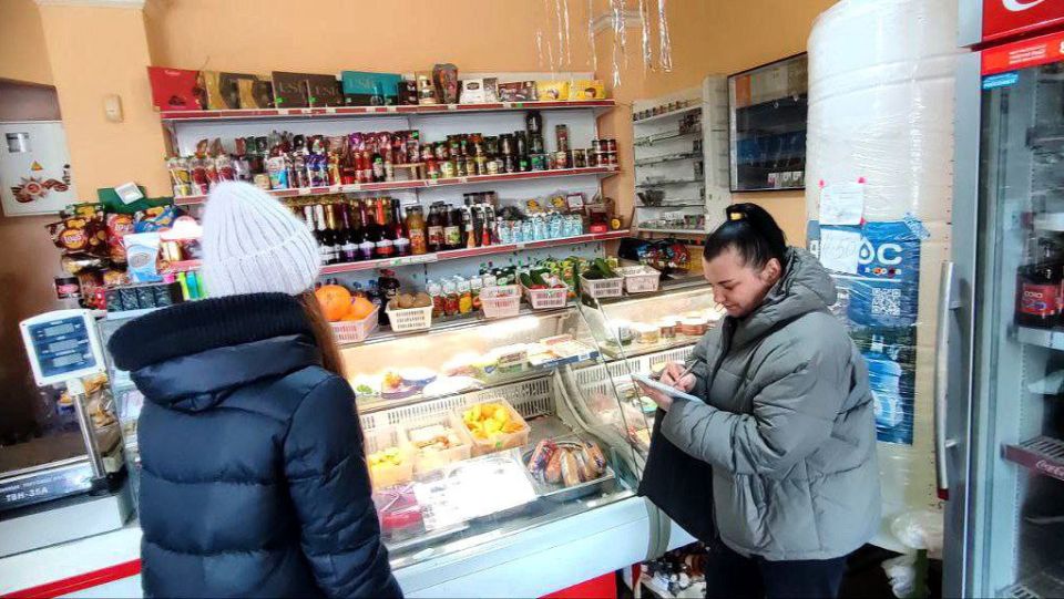 Михаил Меренков: В Буденновском районе прошел плановый рейд Народного контроля по соблюдению правил торговли и санитарных норм