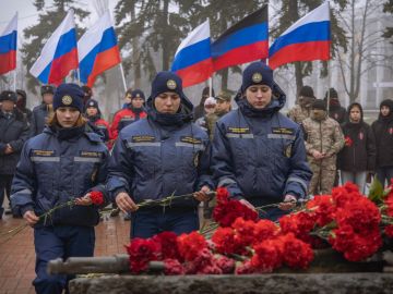 15 ������� - ���� ������ ������-������������������