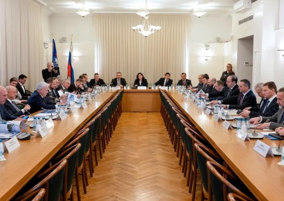 Андрей Никитин рассказал депутатам Госдумы об успехах в развитии транспортного комплекса России