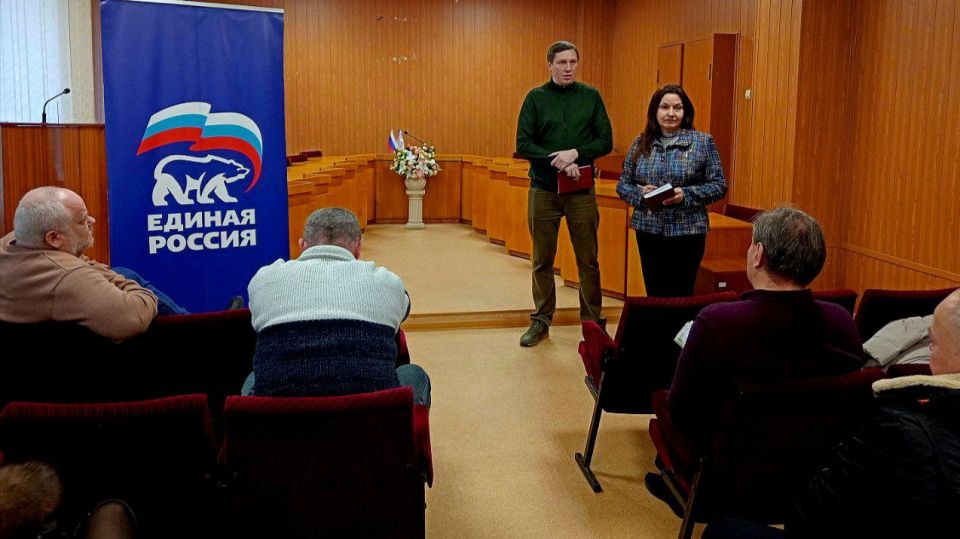 Михаил Меренков: В рамках проекта Единой России «УПРАВДОМ» заместитель руководителя Управы Буденновского внутригородского района г.о. Донецк совместно с депутатом Донецкого городского совета Татьяной Жуковой провели...