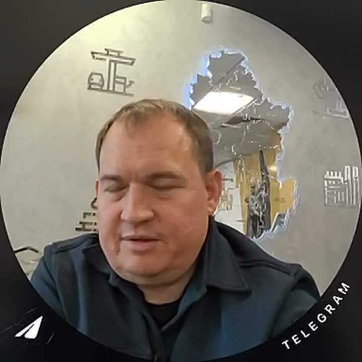 Чуть не забыли - четыре года назад состоялось историческое заседание в Кремле, где президент Путин задавал вопрос чиновникам, поддерживают ли они признание республик Донбасса