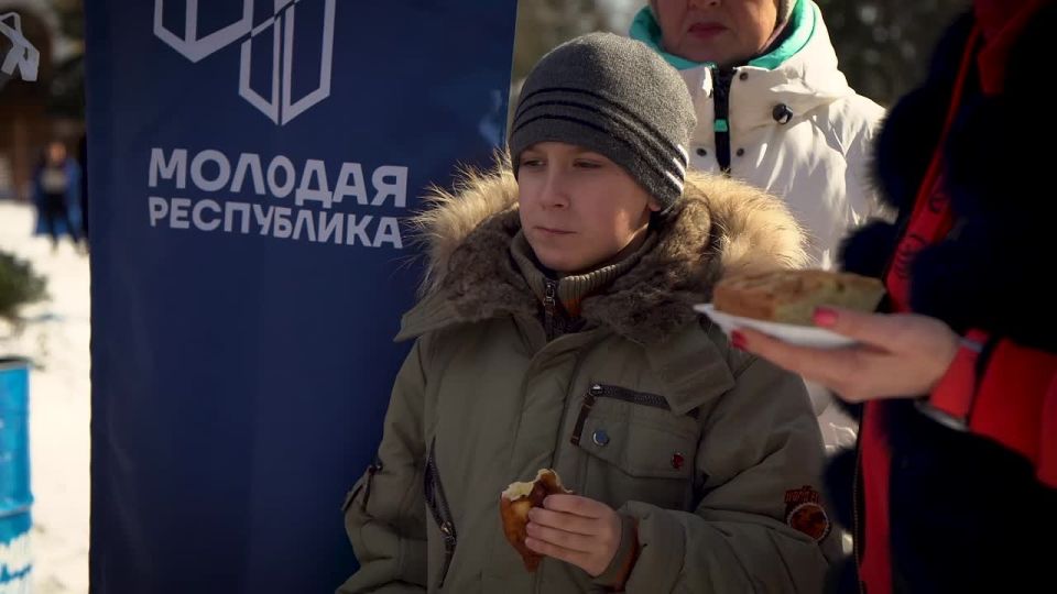 Молодёжка организовала в Донецке масленичные гуляния