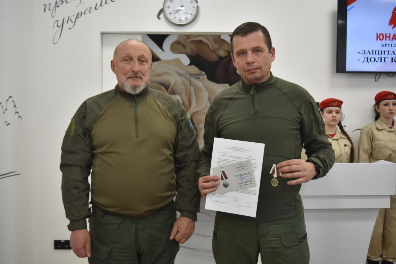 Здравия желаю, товарищи!. Есть моменты, которые не отпускают, и сегодня именно такой