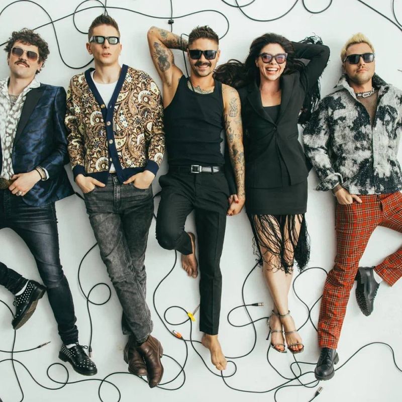 Группа «The Hatters» выступит в Донецке 11 мая