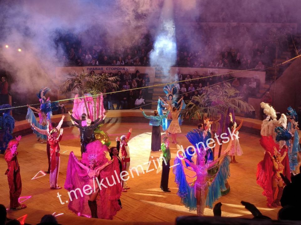 Для детей под опекой, проживающих в Ленинском районе Донецка, сегодняшний день запомнится яркими впечатлениями