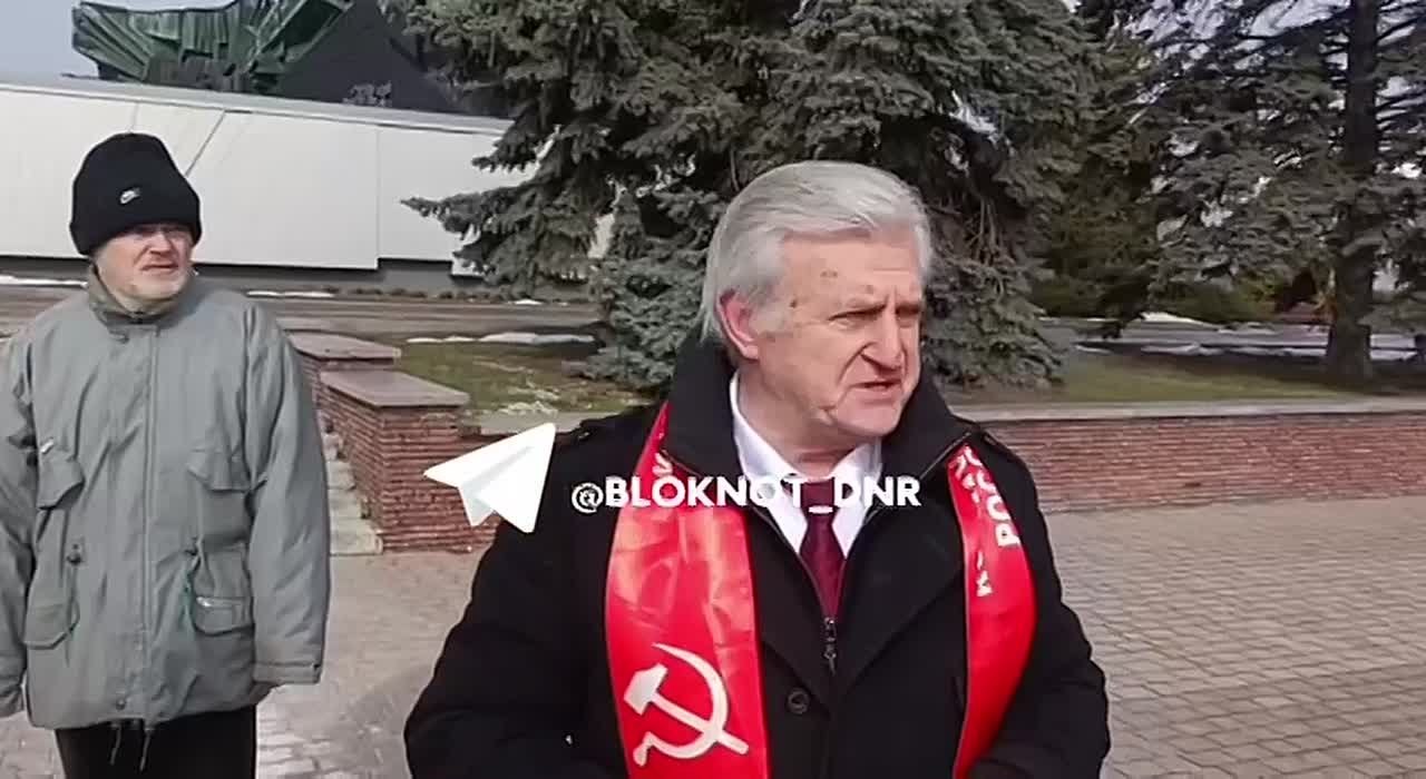 Коммунистам Донецка запретили почтить память Героев ДНР в День защитника Отечества