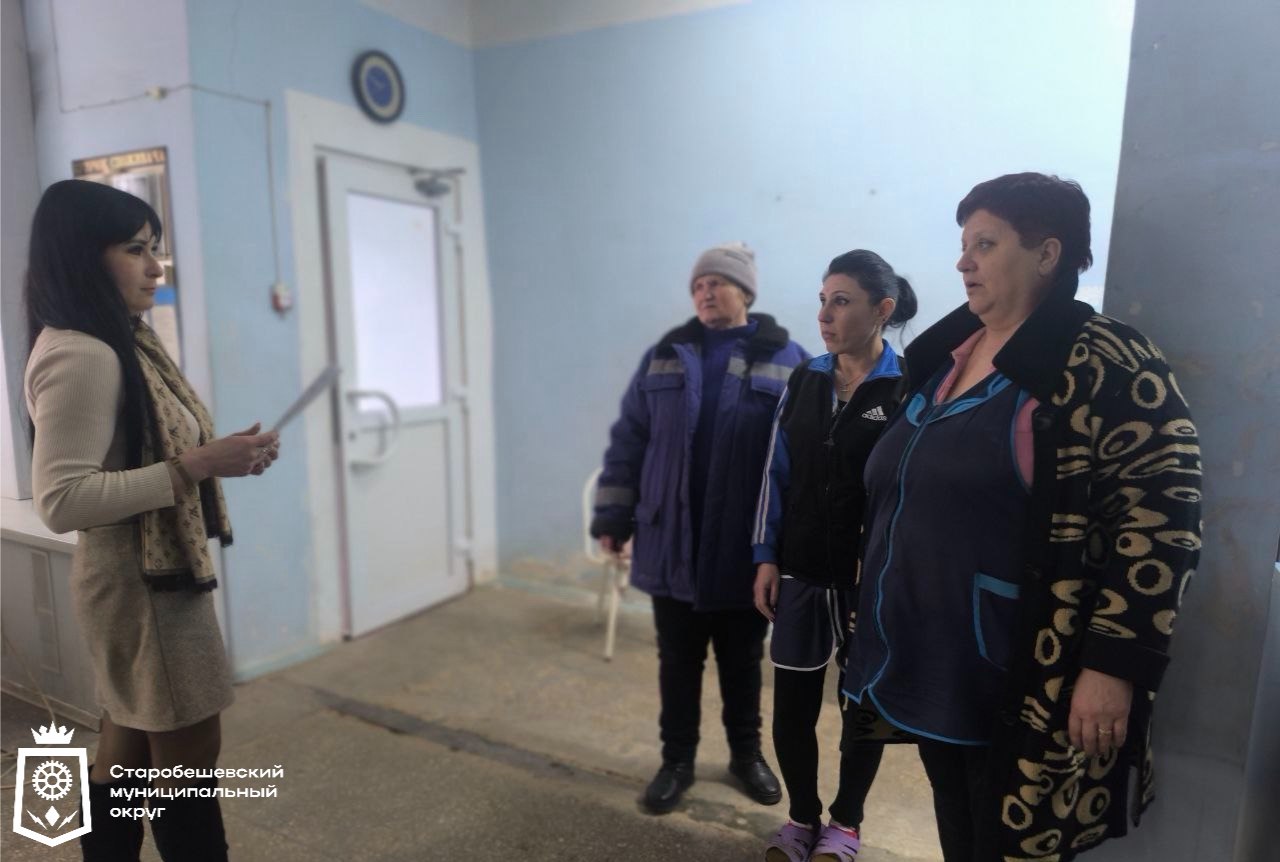 Депутат Старобешевского муниципального совета ДНР от Партии «ЕДИНАЯ РОССИЯ» Виктория Эрмитали провела встречу с трудовым коллективом Филиала № 6 "Комсомольское рудоуправление" ООО "ЮГМК ДОНЕЦК"