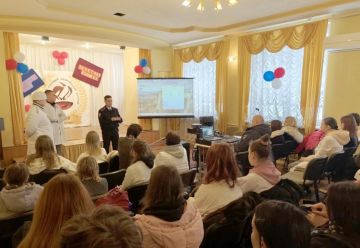 Полицейские ведут работу со школьниками