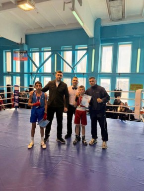 Сегодня прошли финалы Первенства Донецкой Народной Республики по боксу среди юношей и девушек 13-14 лет, юниоров и юниорок 17-18 лет!