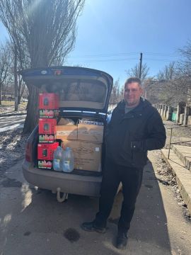 ������ "������" �������� ������ � ���� ����� ������ ��� ����� � ��������, �������� �������������� ����, � ����� �������� � ����������� ������� ����������� "������ ������" (�. ��������)